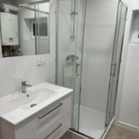 Podleze, Niepolomice, Noclegi, Pracownicze Dla Firm Apartamento *